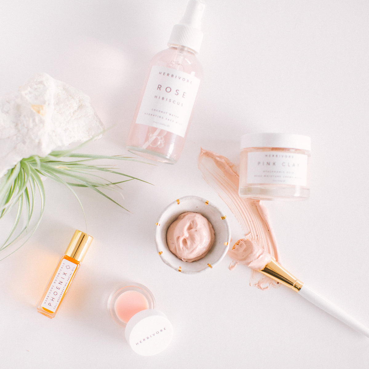 Makeup musts for winter: 2017
